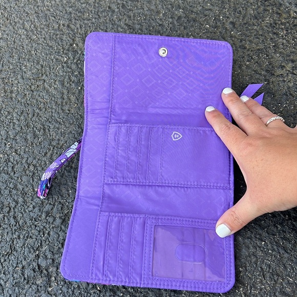 NWT Vera Bradley 3-piece Set- Smartphone Wristlet, Luggage ID, and Eyeglass Case - Picture 6 of 7